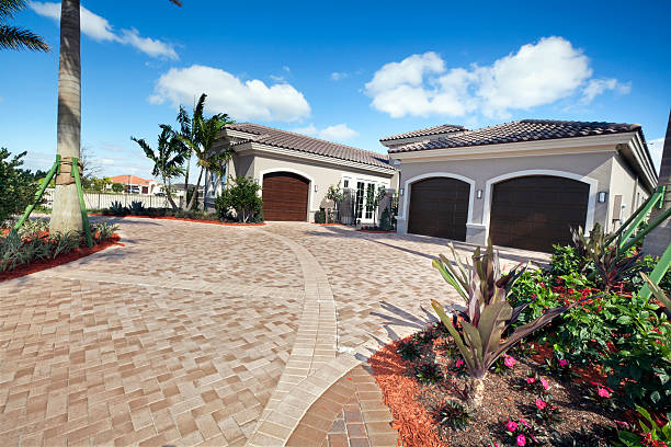 Best Driveway Paving Contractor  in Country Homes, WA